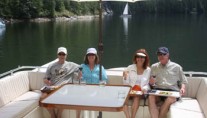 NORTHERN LIGHT flybridge alfresco dining